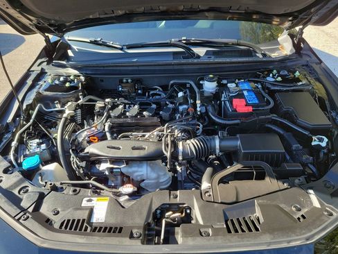Used 2024 Honda Accord EX image 11