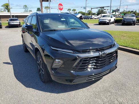 New 2025 Chevrolet Blazer RS w/ Driver Confidence II Package image 8