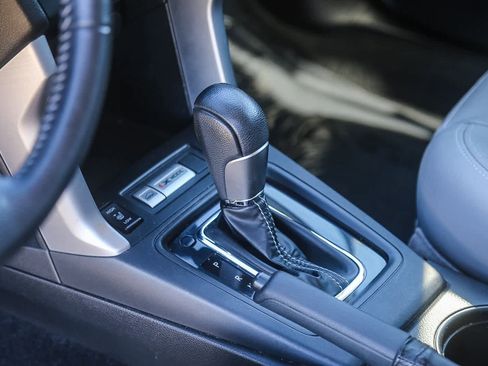 Used 2015 Subaru Forester 2.5i Touring w/ Eyesight & Navigation System image 15