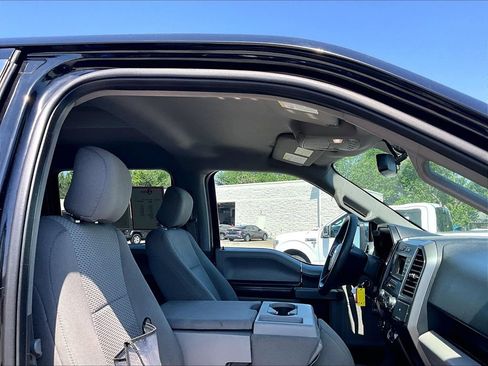 Used 2017 Ford F150 XLT w/ XTR Package AWD/4WD image 24