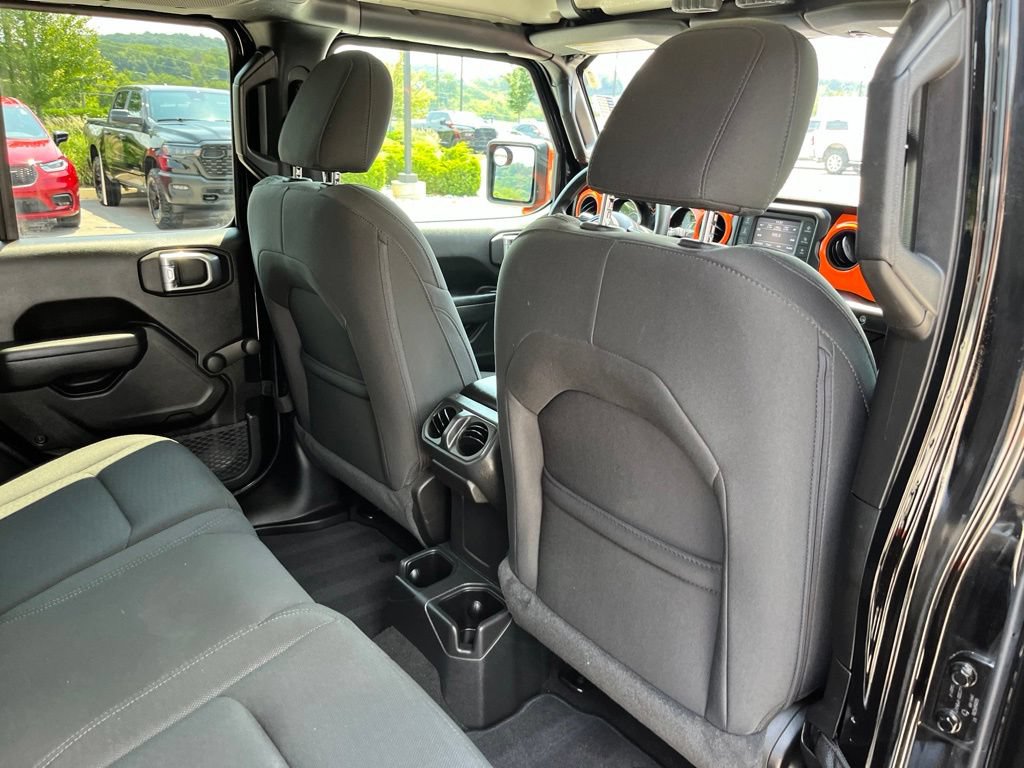 Used 2021 Jeep Wrangler Unlimited Sport AWD/4WD image 23