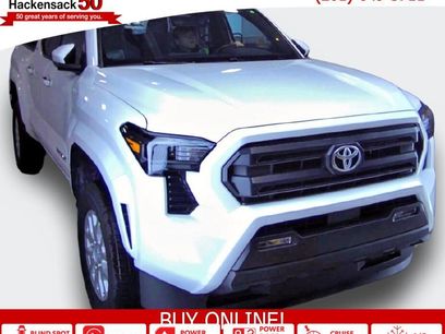 New 2025 Toyota Tacoma SR5