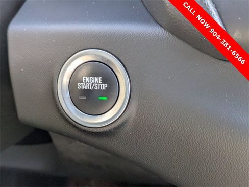 Used 2023 GMC Terrain SLT image 36