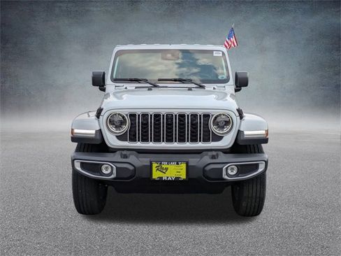 New 2025 Jeep Wrangler Sahara image 9