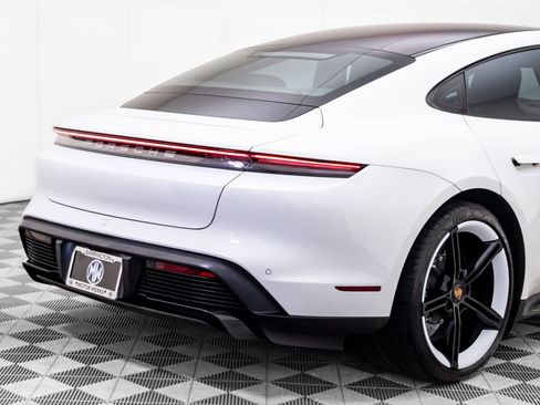 Used 2021 Porsche Taycan Turbo S image 38