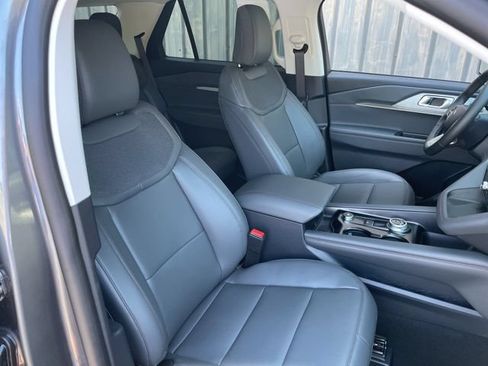 New 2026 Ford Explorer Active w/ Active Comfort Package AWD/4WD image 43