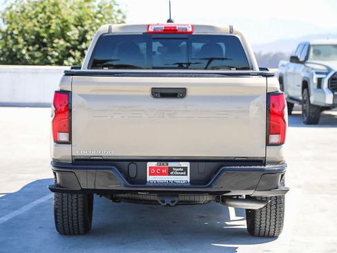 Used 2023 Chevrolet Colorado Z71 w/ Z71 Convenience Package 2 AWD/4WD image 6