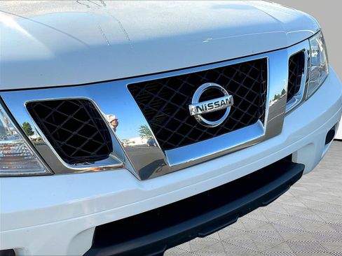 Used 2021 Nissan Frontier SV AWD/4WD image 33