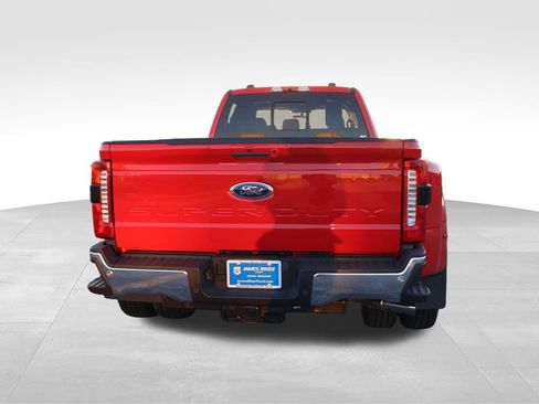 Used 2023 Ford F350 Lariat w/ Lariat Ultimate Package AWD/4WD image 17