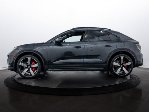 New 2025 Porsche Macan 4S Electric image 2