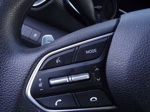 Used 2023 Hyundai Santa Fe SE image 11