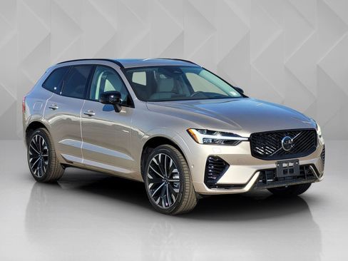 New 2026 Volvo XC60 T8 Ultra w/ Protection Package Premier AWD/4WD image 8
