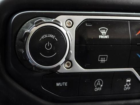 Used 2019 Jeep Wrangler Unlimited Sport S image 54