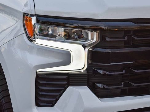 Used 2024 Chevrolet Silverado 1500 LT Trail Boss w/ Protection Package AWD/4WD image 8