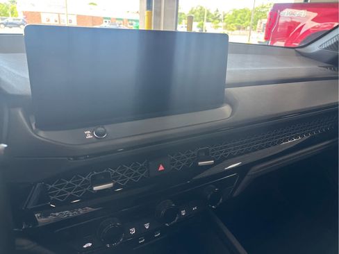 Used 2023 Honda Accord Sport image 19
