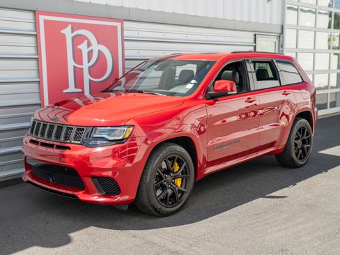 Used 2018 Jeep Grand Cherokee Trackhawk image 40