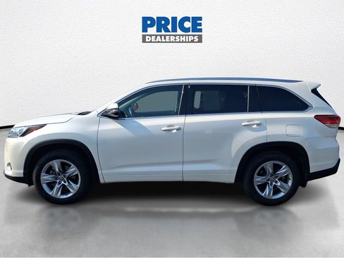Used 2017 Toyota Highlander Limited AWD/4WD image 9