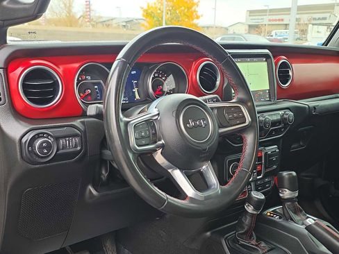 Certified 2022 Jeep Gladiator Rubicon w/ LED Lighting Group image 2