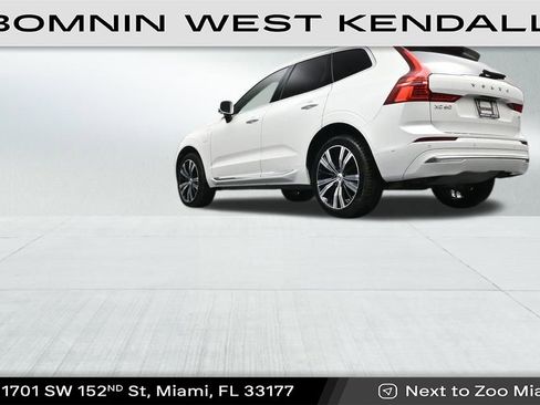 Used 2023 Volvo XC60 T8 Plus image 22