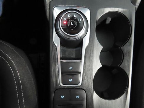 Used 2025 Ford Escape Active AWD/4WD image 28