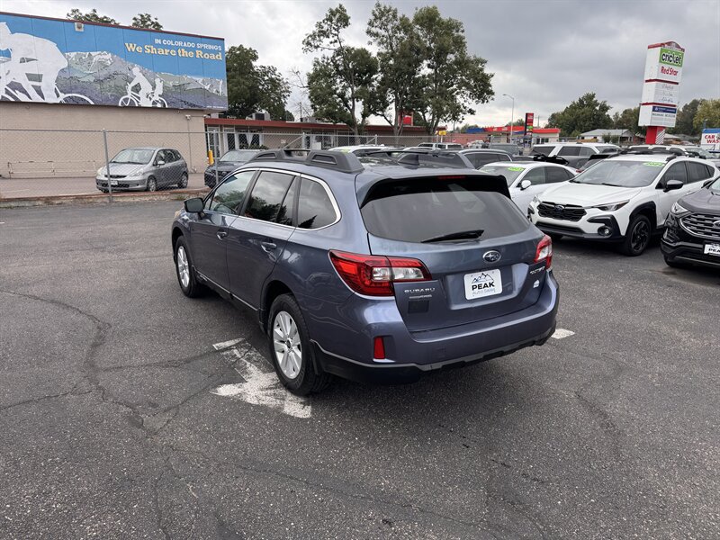 Used 2016 Subaru Outback 2.5i Premium AWD/4WD image 5