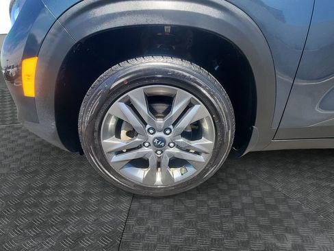 Used 2021 Kia Seltos S AWD/4WD image 14