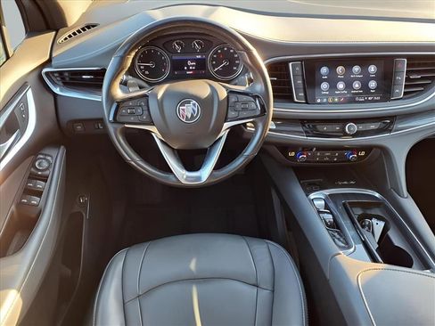 Used 2023 Buick Enclave Essence w/ Experience Buick Package image 5