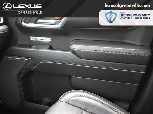 Used 2022 GMC Sierra 1500 Denali w/ Denali Reserve Package image 21