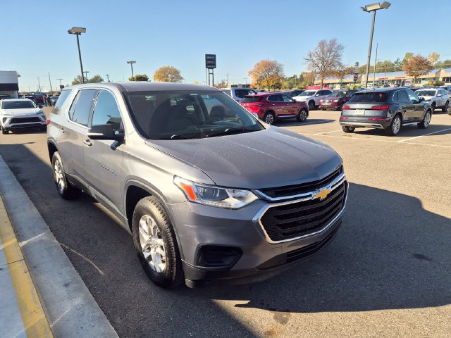Used 2019 Chevrolet Traverse LS FWD image 4