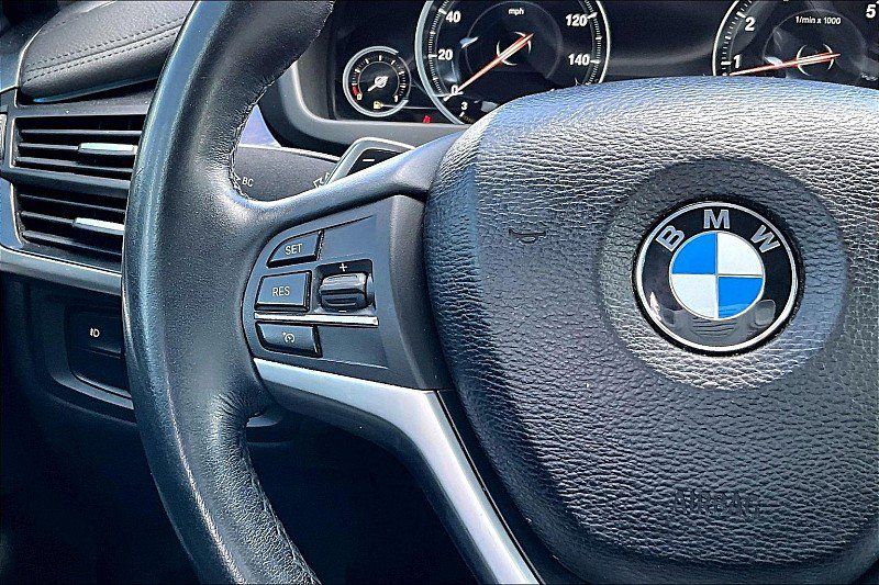 Used 2016 BMW X6 xDrive35i w/ XLine Package AWD/4WD image 16