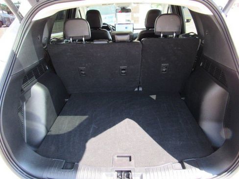 Used 2025 Ford Escape Platinum AWD/4WD image 32