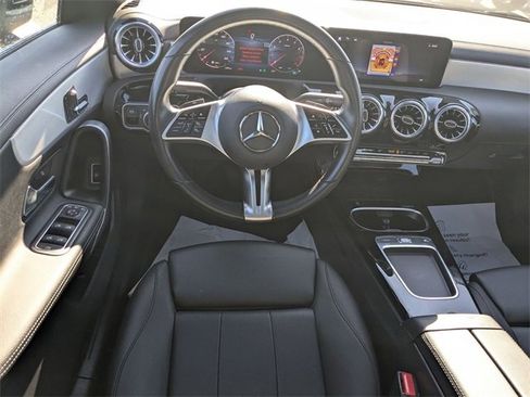 Used 2025 Mercedes-Benz CLA 250 4MATIC image 28