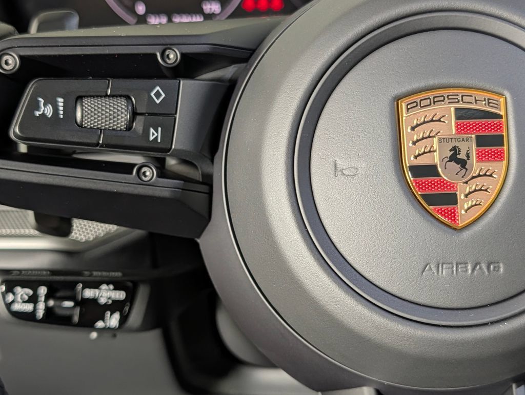 New 2026 Porsche Cayenne AWD/4WD image 38