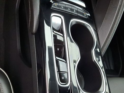 Used 2021 Buick Envision Essence w/ Sport Touring Package image 22