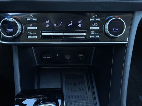 Used 2021 Hyundai Sonata Limited w/ Preferred Accessory Package image 20