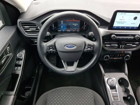 Used 2025 Ford Escape Active AWD/4WD image 12