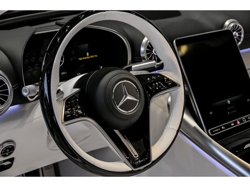 New 2026 Mercedes-Benz Maybach SL 680 image 19