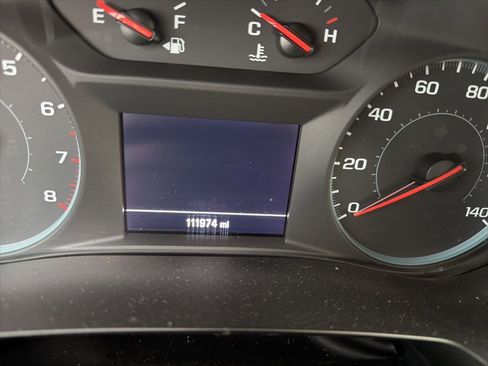 Used 2020 Chevrolet Traverse LS image 39