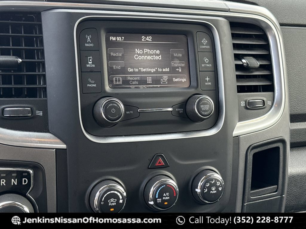 Used 2024 RAM 1500 Classic SLT AWD/4WD image 33