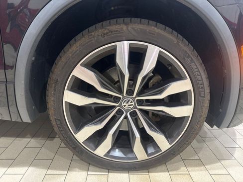 Used 2020 Volkswagen Tiguan SEL Premium R-Line AWD/4WD image 41