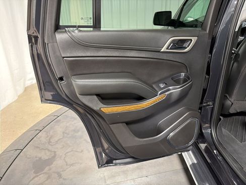 Used 2020 GMC Yukon Denali w/ Open Road Package AWD/4WD image 17