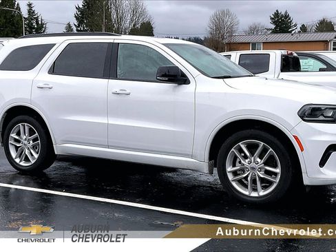 Used 2024 Dodge Durango GT image 1