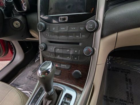 Used 2013 Chevrolet Malibu LT image 14