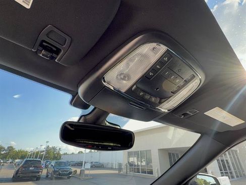 Used 2021 Jeep Grand Cherokee Limited w/ Quick Order Package 28K 80th AWD/4WD image 20
