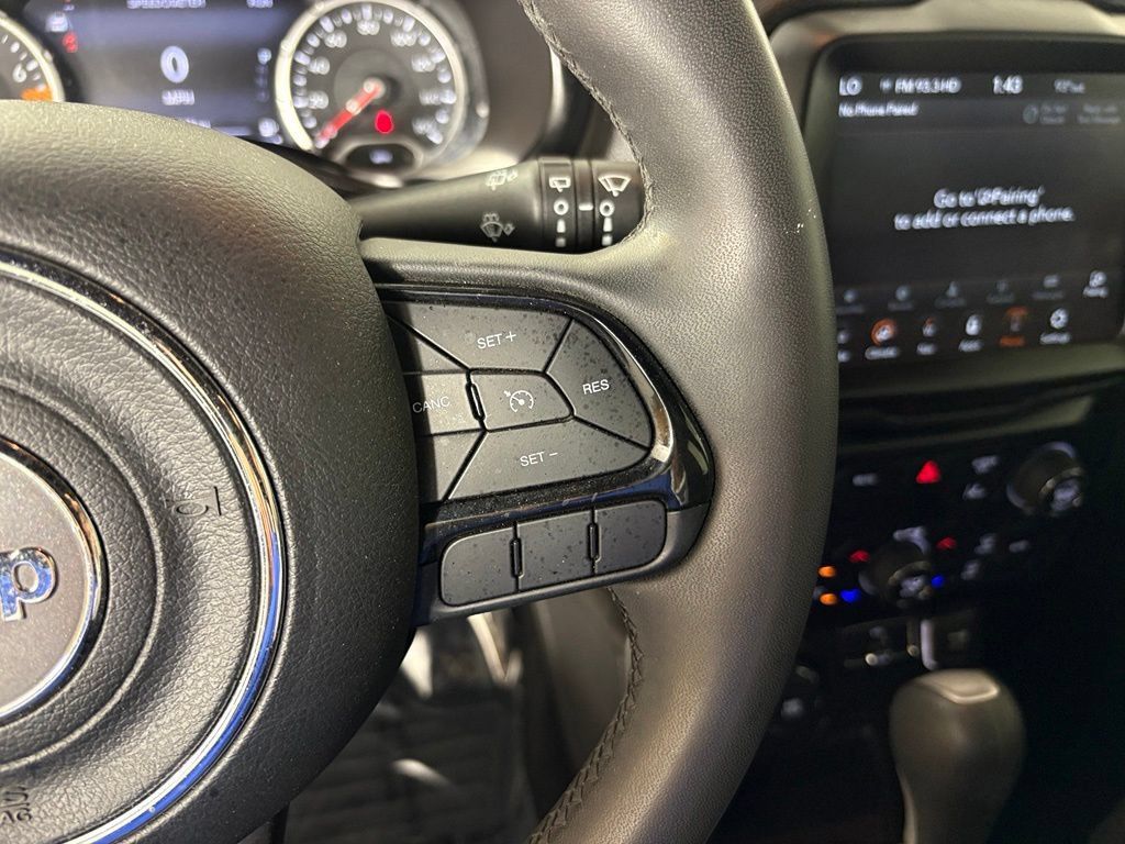 Used 2022 Jeep Renegade Altitude AWD/4WD image 21