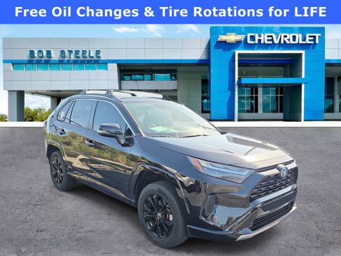 Used 2022 Toyota RAV4 SE w/ Convenience Package AWD/4WD image 1
