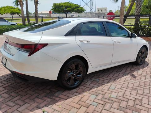 Used 2023 Hyundai Elantra SEL FWD image 20