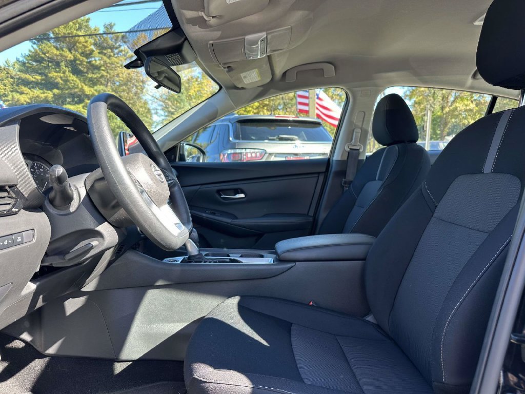 Used 2024 Nissan Sentra SV FWD image 16