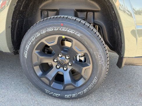 New 2026 RAM 1500 4x4 Crew Cab image 9