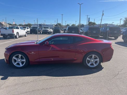 Used 2017 Chevrolet Camaro LT image 4